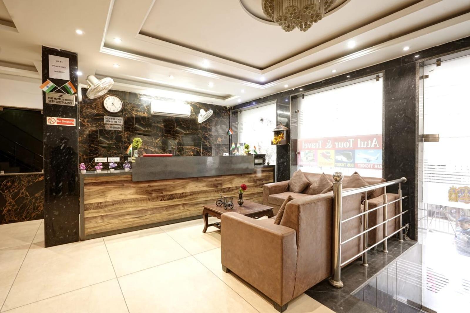 Hotel Naveen